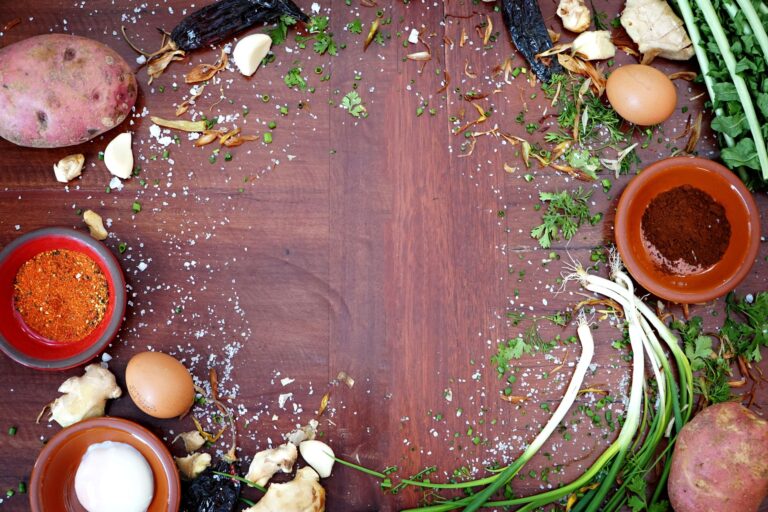 Quelles sont les recettes riches en épices et en couleurs à essayer ?