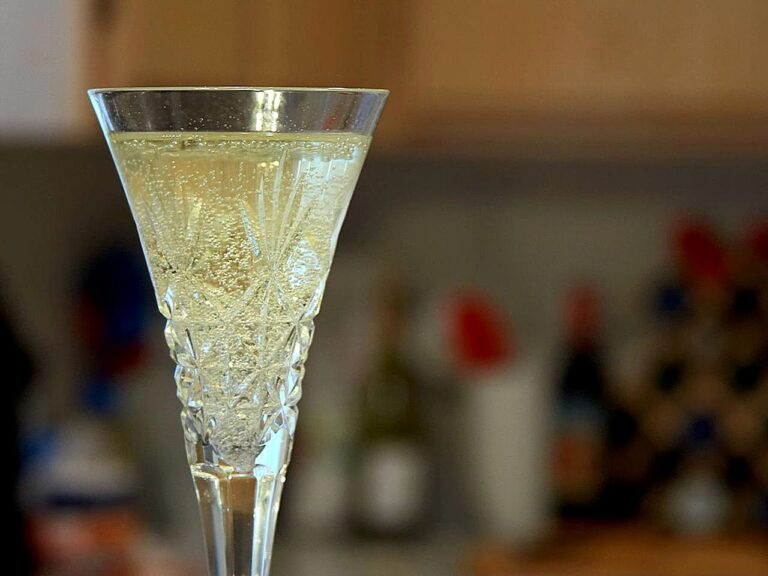 Les accords gourmands d’un Vouvray pétillant, de l’apéritif au dessert